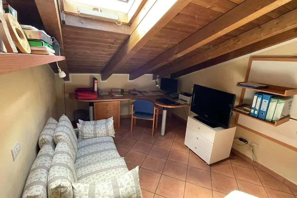 Tuate Rooftop Apartment